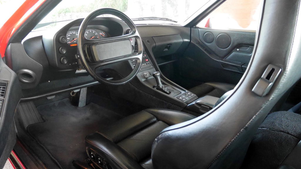 Porsche 928 GT