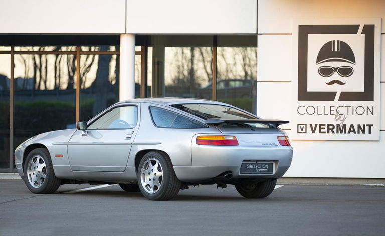 Porsche 928 S4
