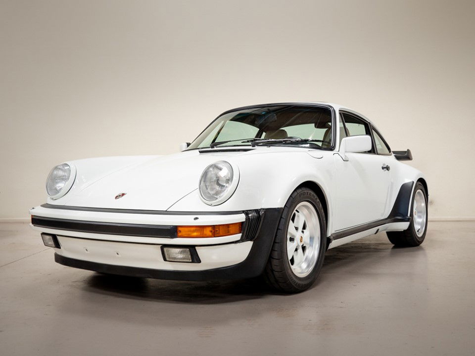 Porsche 911 Turbo 3.3
