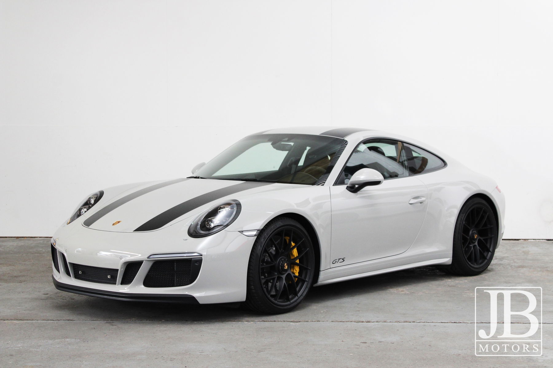 Porsche 991.2 Carrera GTS 2018 - elferspot.com - Marketplace for