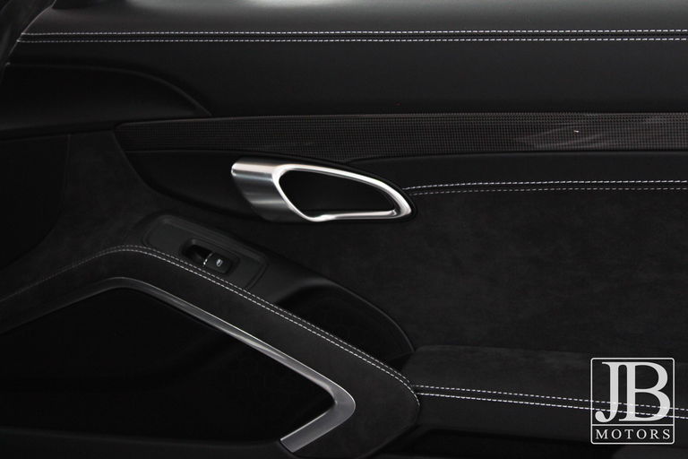 Porsche 991.2 Carrera GTS