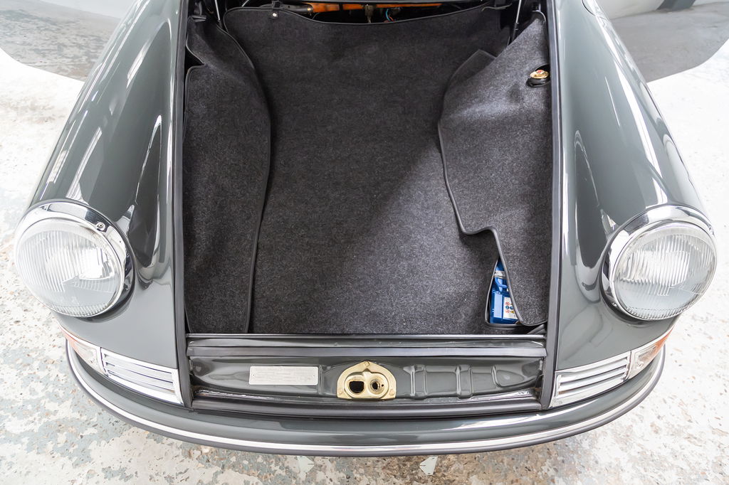 Porsche 911 (F-Modell)