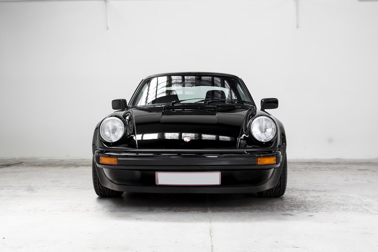Porsche 911 Turbo 3.3