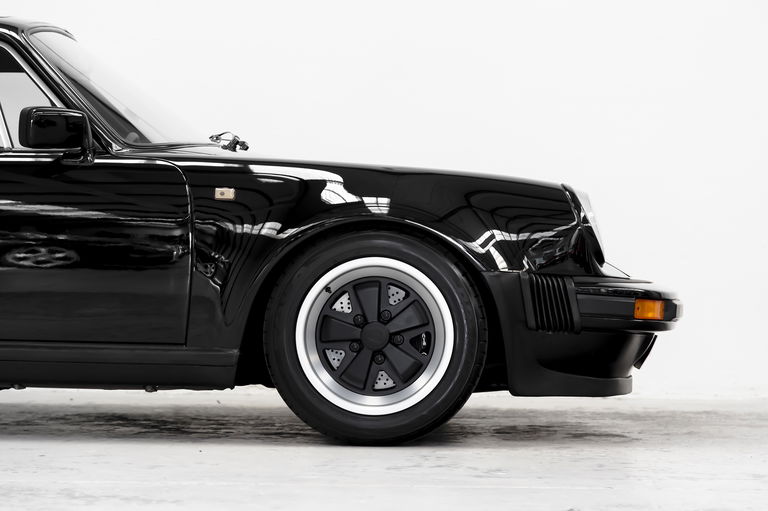 Porsche 911 Turbo 3.3