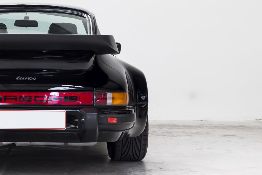 Porsche 911 Turbo 3.3