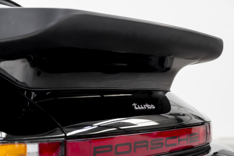 Porsche 911 Turbo 3.3