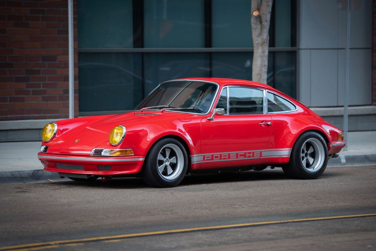 Porsche 911 Backdate