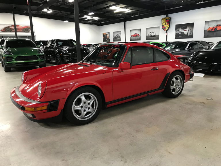 Porsche 911 Carrera 3.2 