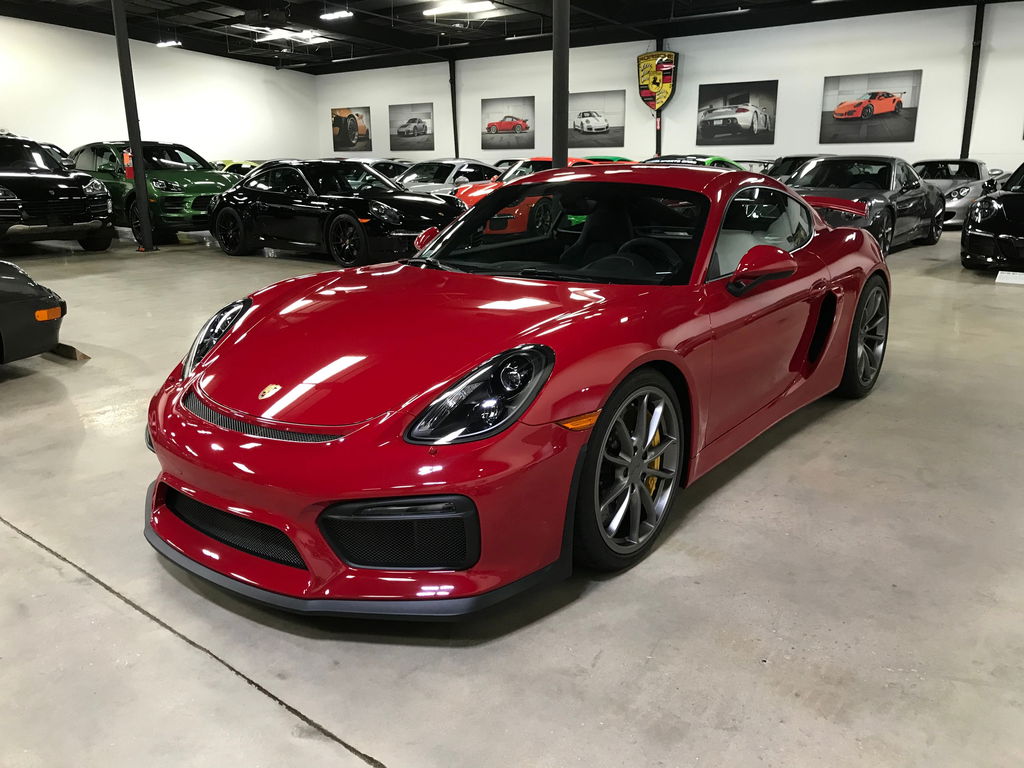 Porsche 981 Cayman GT4