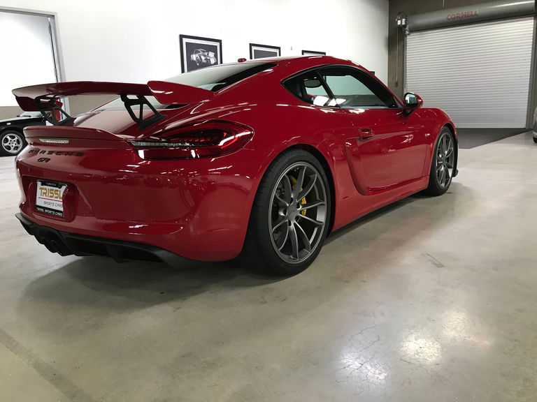 Porsche 981 Cayman GT4