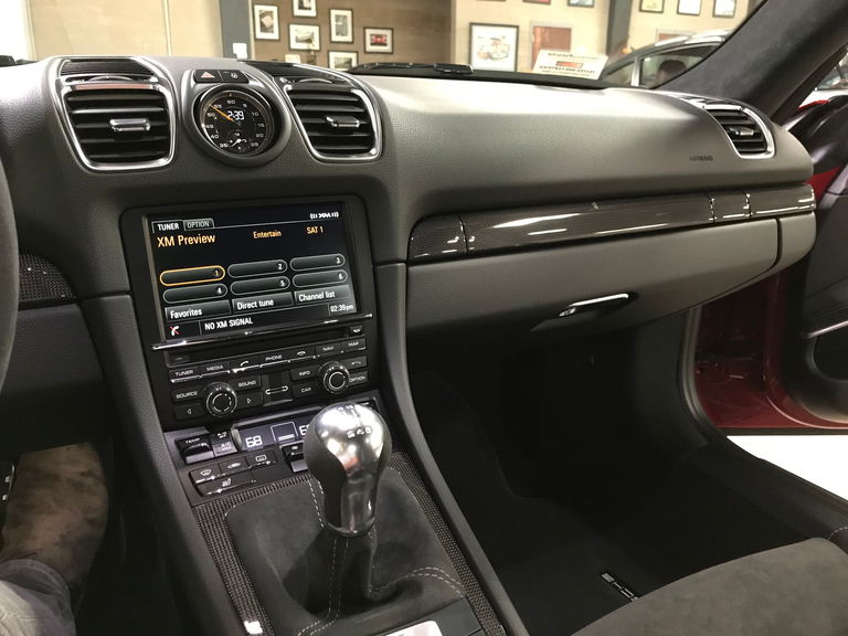 Porsche 981 Cayman GT4