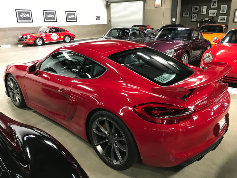 Porsche 981 Cayman GT4