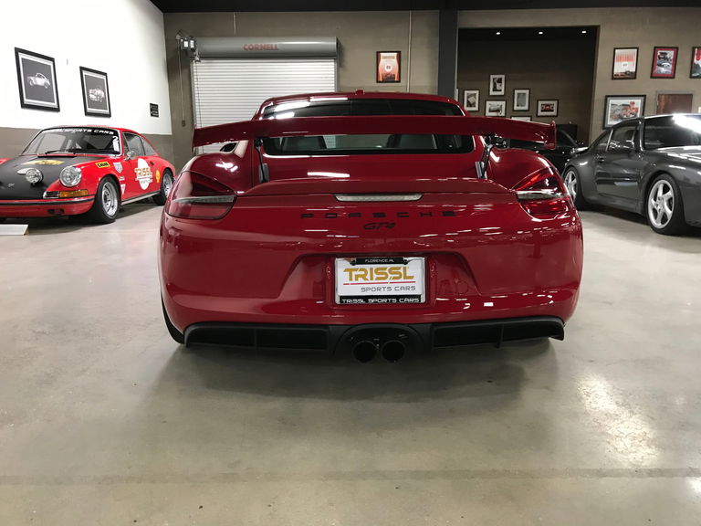 Porsche 981 Cayman GT4