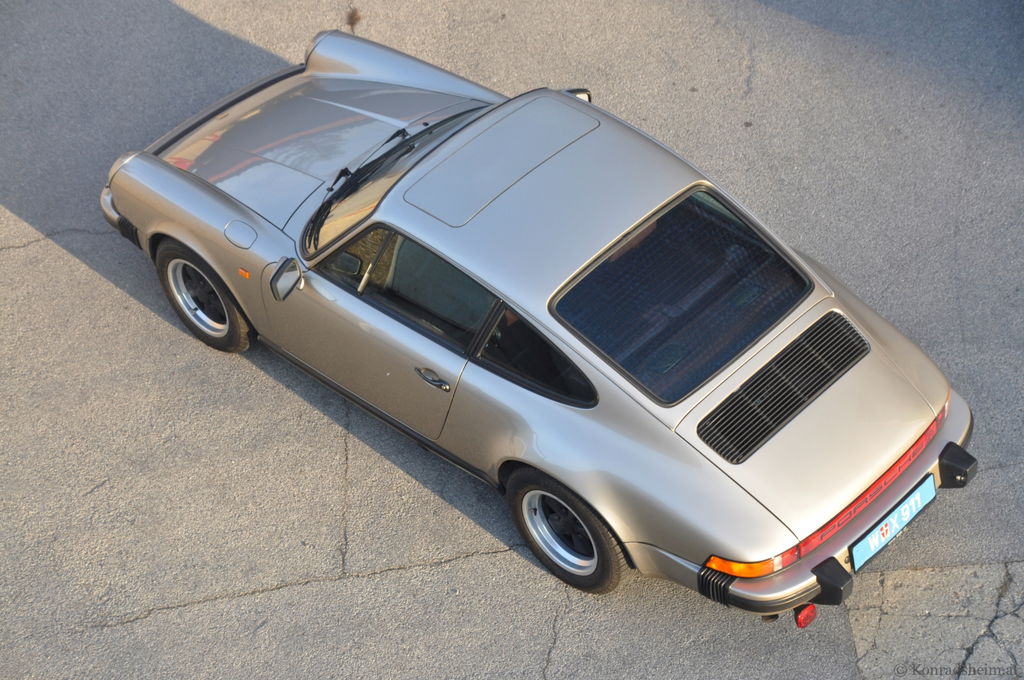 Porsche 911 Carrera 3.2