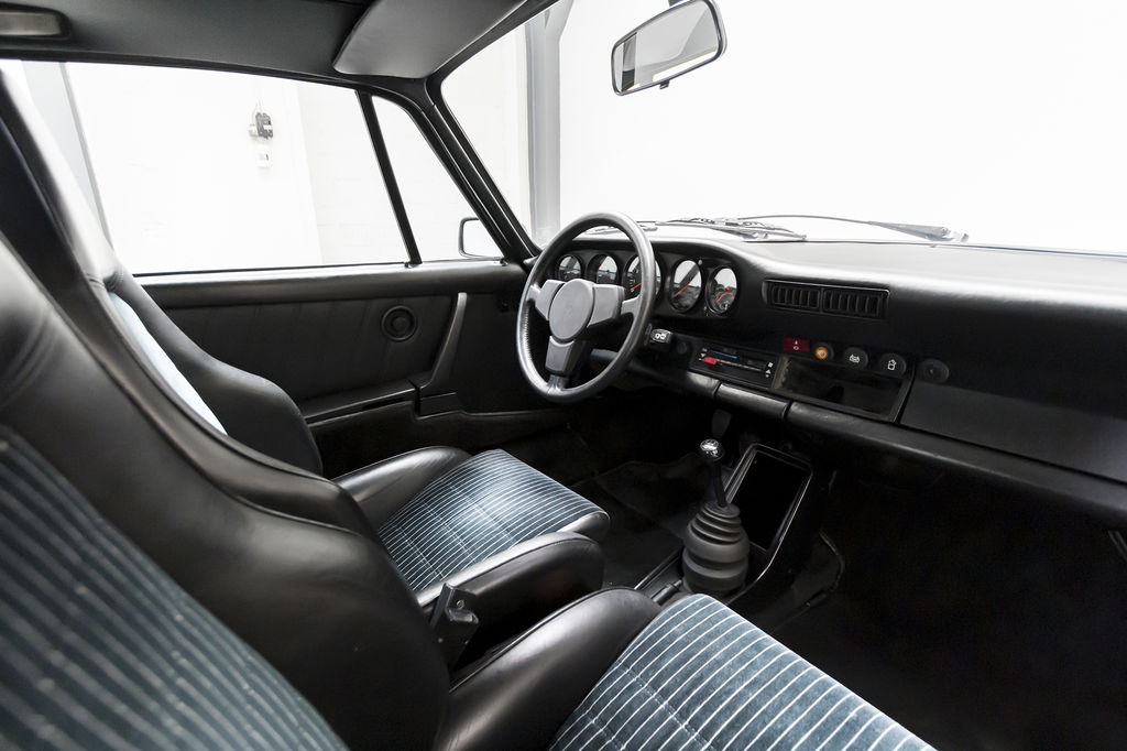 Porsche 911 Turbo 3.3