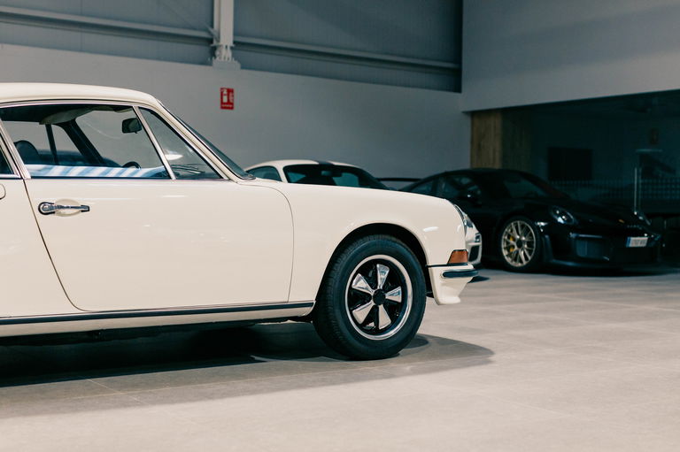 Porsche 911 T