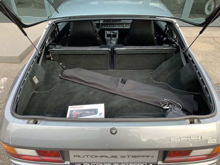 Porsche 944 S2 Coupé