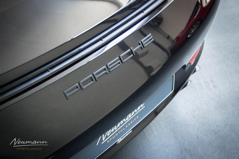 Porsche 991 Carrera GTS