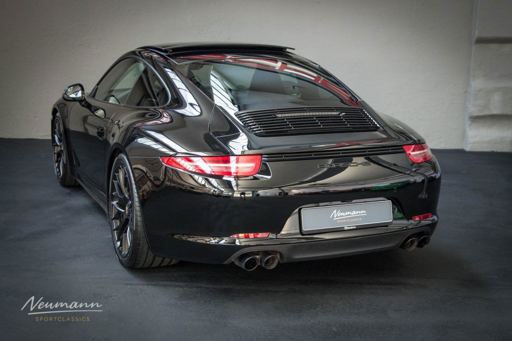 Porsche 991 Carrera GTS