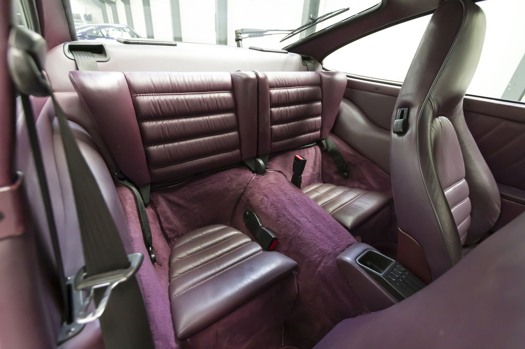 Porsche 964 Carrera 4