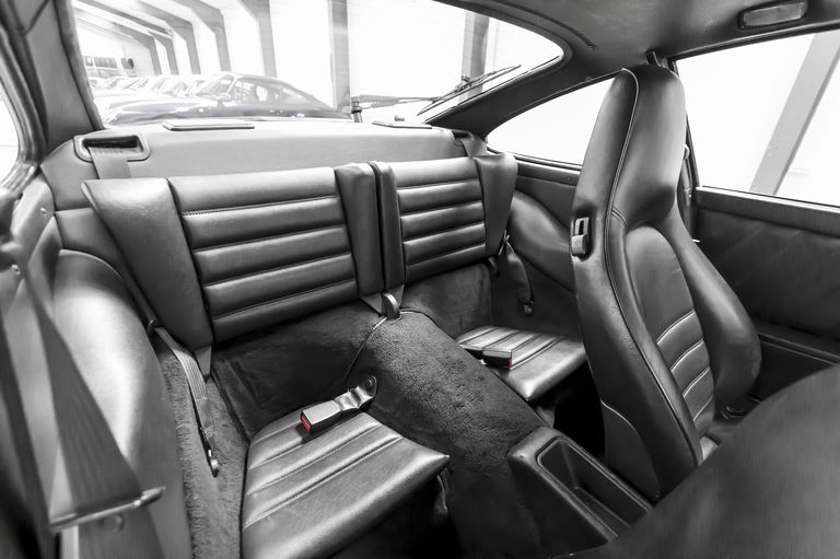 Porsche 964 Carrera 4