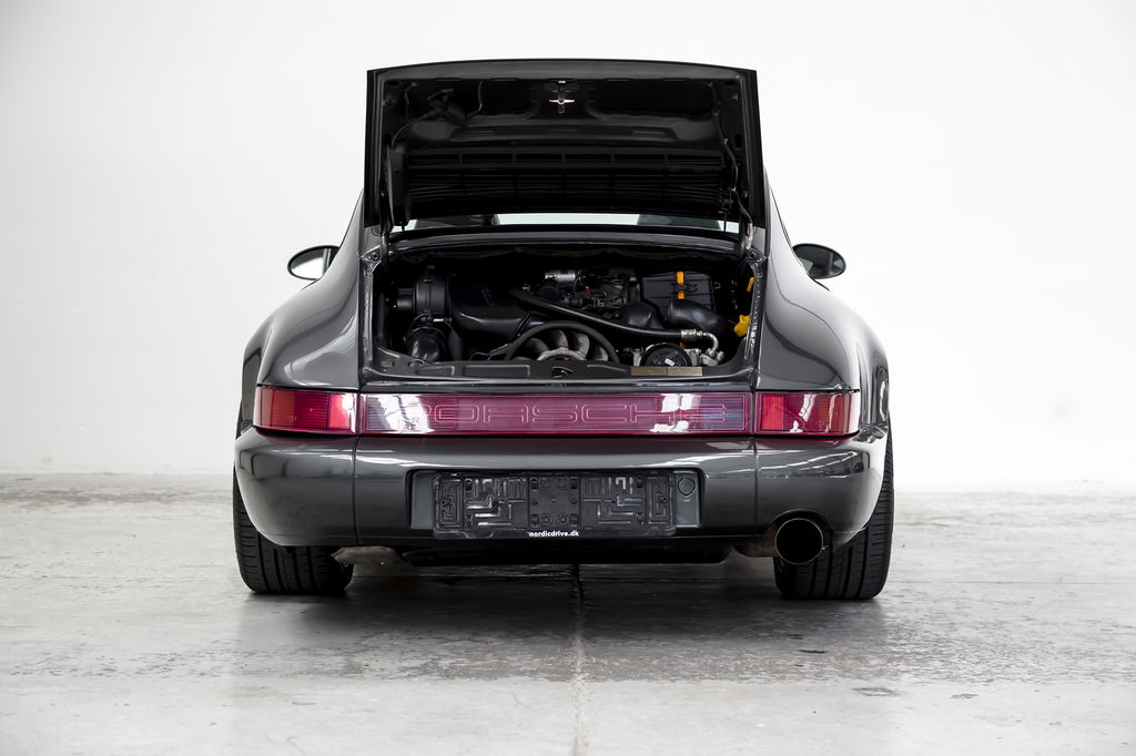 Porsche 964 Carrera 4