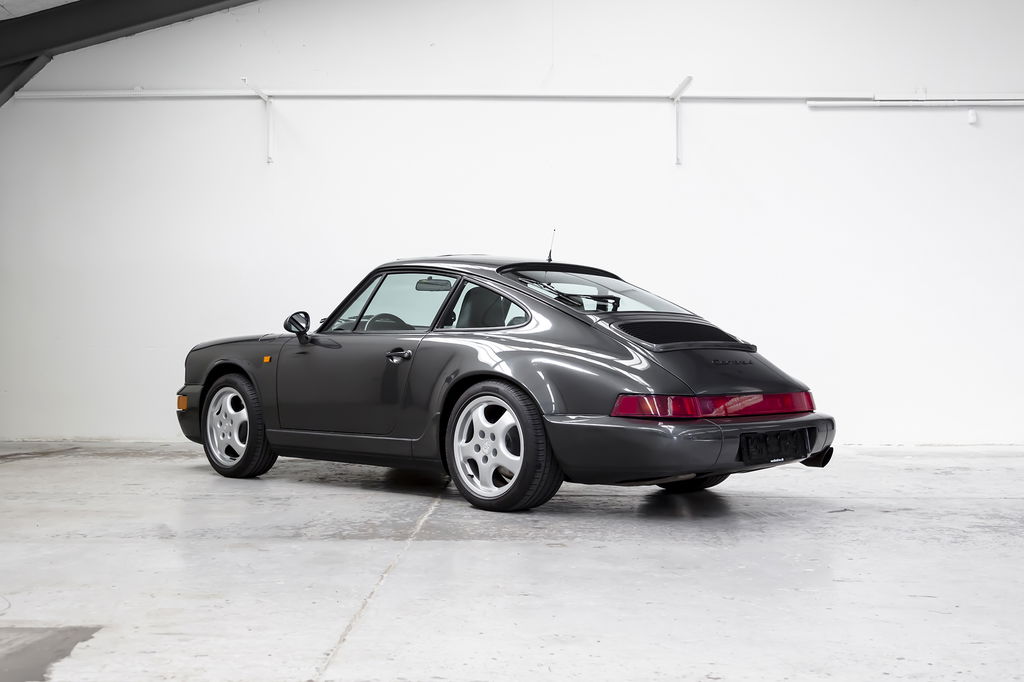 Porsche 964 Carrera 4