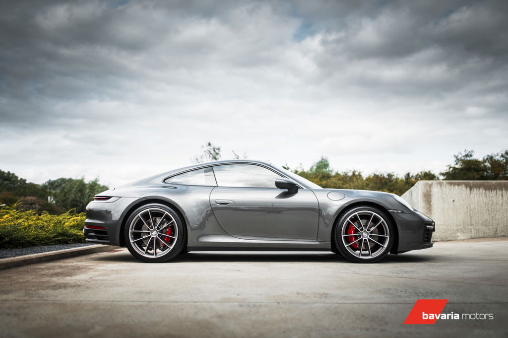 Porsche 992 Carrera 4S