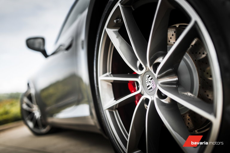Porsche 992 Carrera 4S