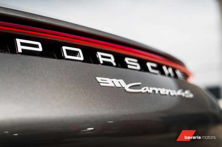 Porsche 992 Carrera 4S