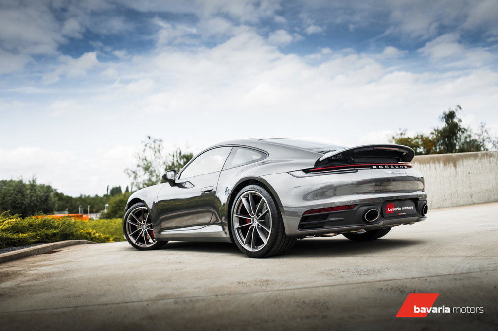 Porsche 992 Carrera 4S