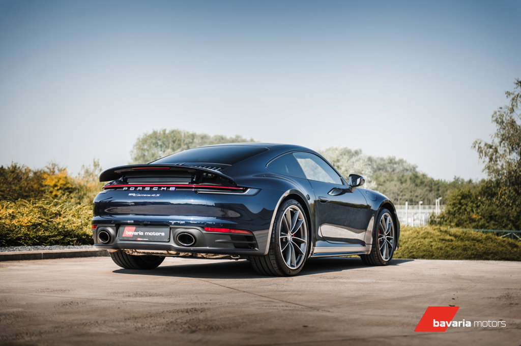Porsche 992 Carrera 4S