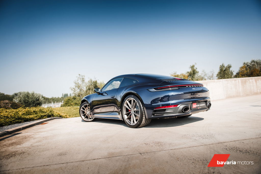 Porsche 992 Carrera 4S