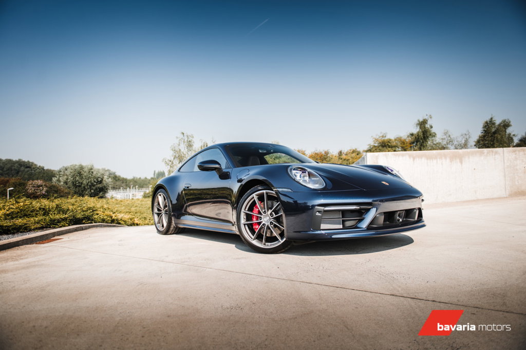 Porsche 992 Carrera 4S