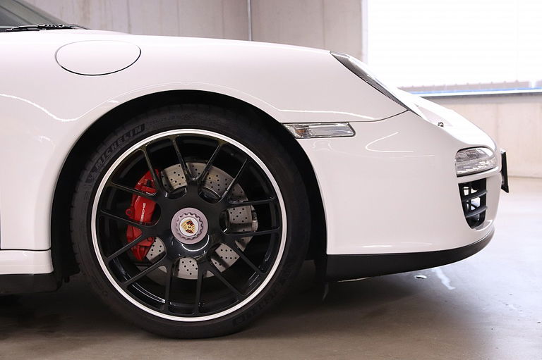 Porsche 997.2 Carrera GTS