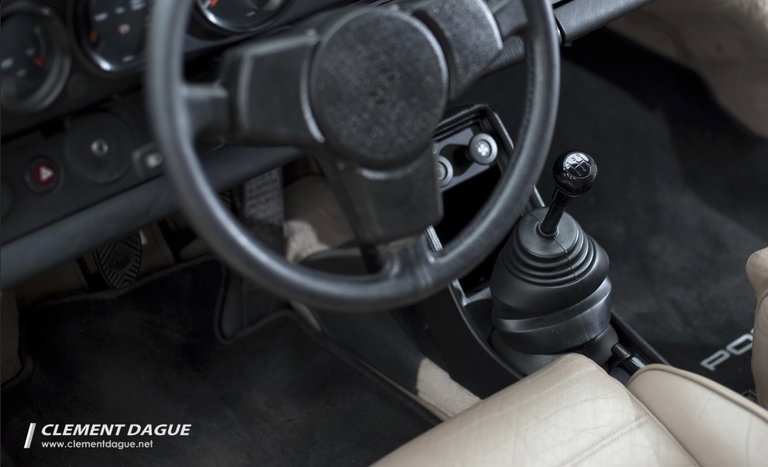 Porsche 911 Carrera 3.2