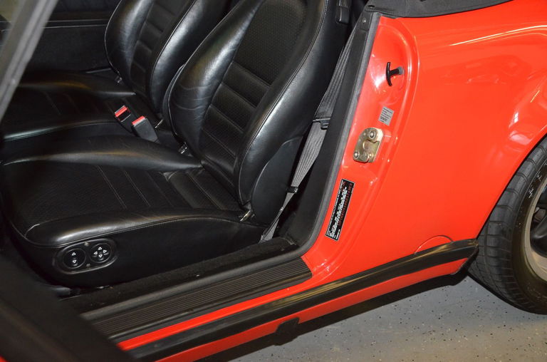 Porsche 911 Carrera 3.2 (US)