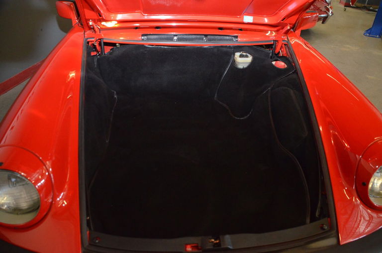 Porsche 911 Carrera 3.2 (US)