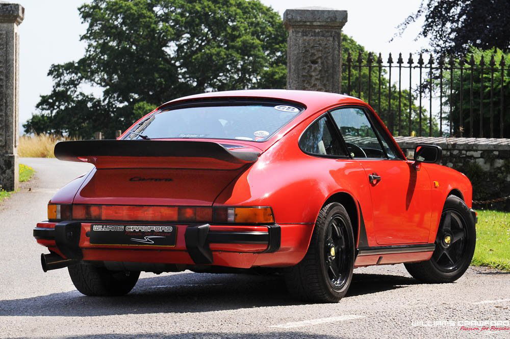 Porsche 911 Carrera 3.2