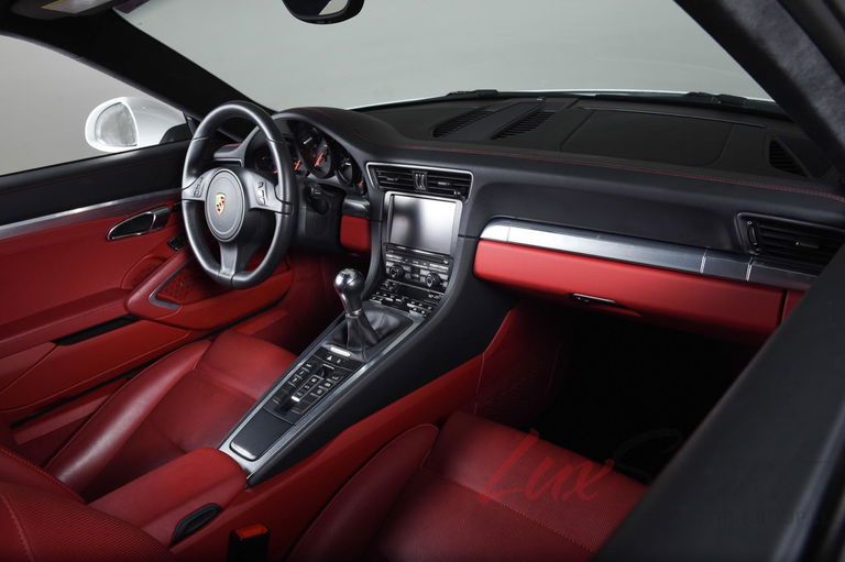 Porsche 991 Carrera 4S