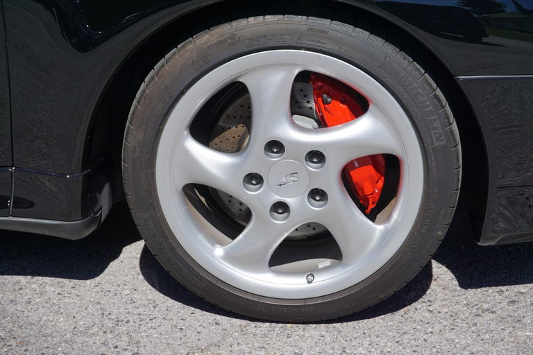 Porsche 993 Carrera 4S