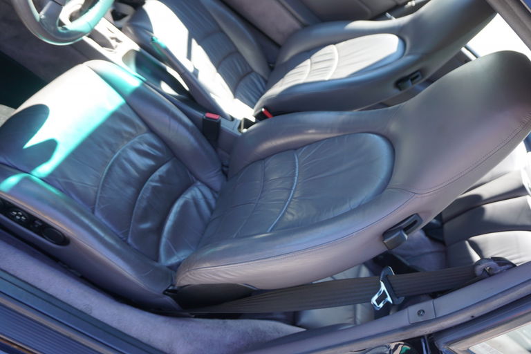 Porsche 993 Carrera 4S