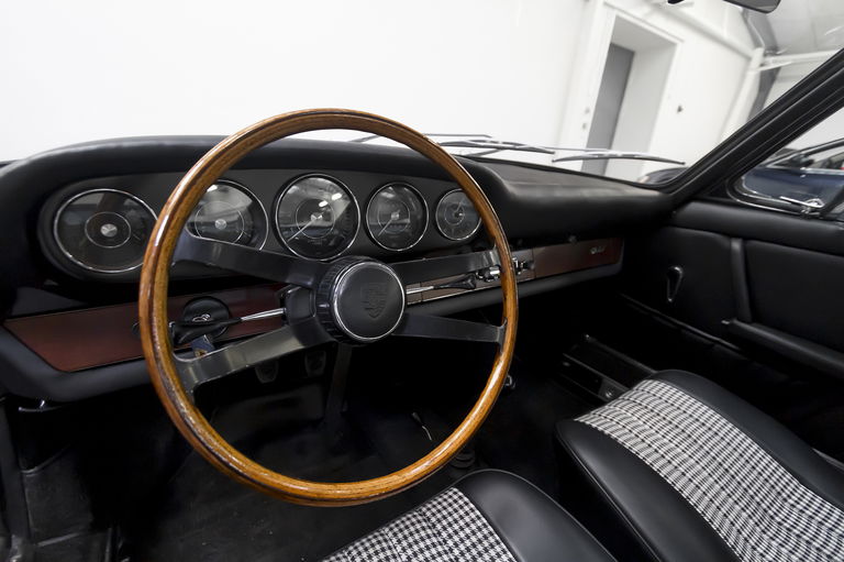 Porsche 911 (F-Modell)