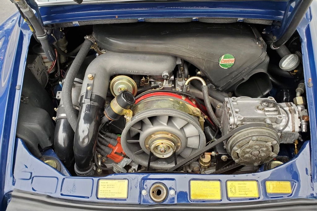 Porsche 911 Turbo 3.0 (US)