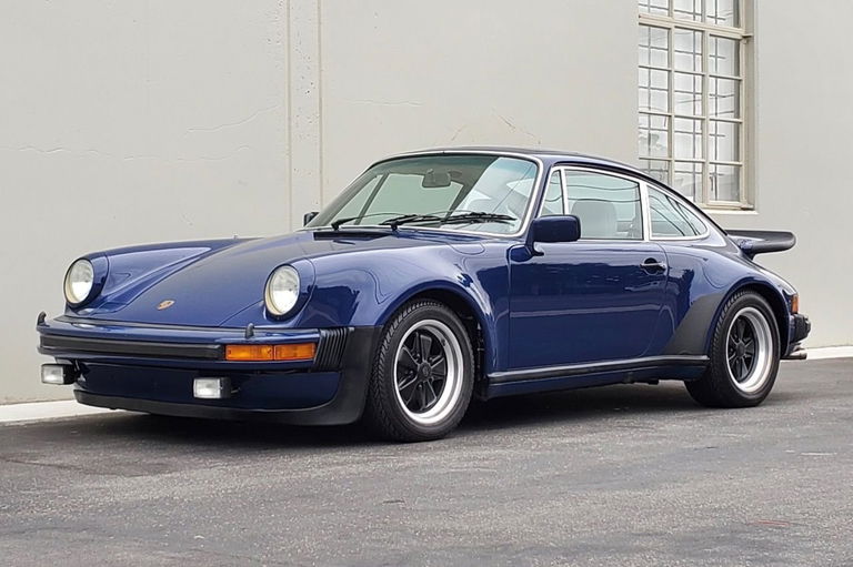 Porsche 911 Turbo 3.0 