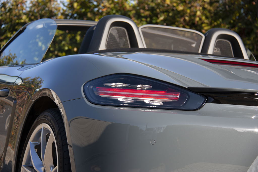 Porsche 718 Boxster