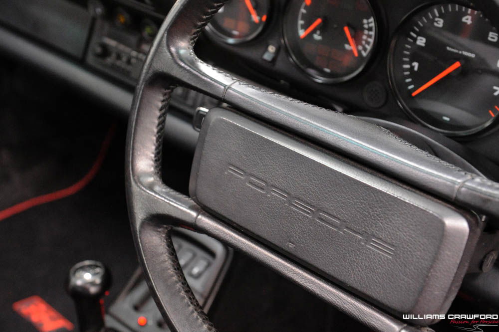 Porsche 964 Carrera 4