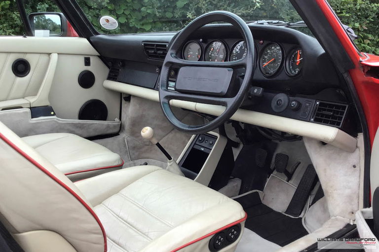 Porsche 911 Carrera 3.2