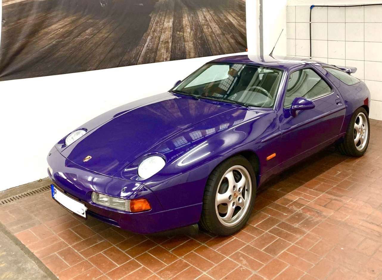 Porsche 928 GTS