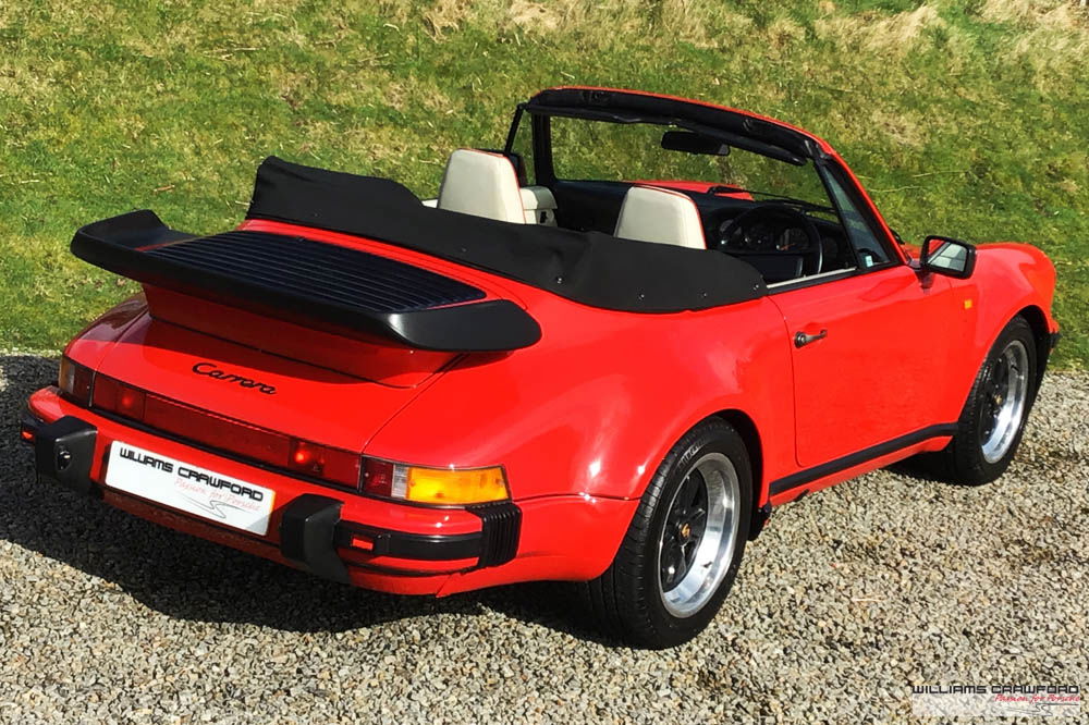 Porsche 911 Carrera 3.2